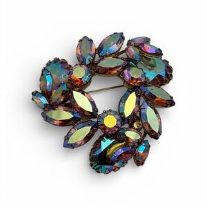VINTAGE SHERMAN AURORA BOREALIS RHINESTONE FLORAL BROOCH – SIGNED